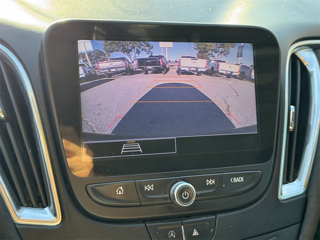 Used 2021 Chevrolet Malibu LT image 13