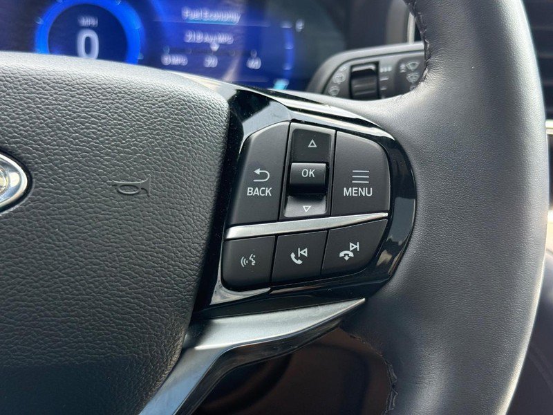 Certified 2023 Ford Explorer Platinum w/ Technology Package AWD/4WD image 22