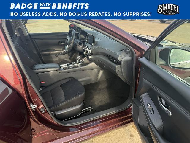 Used 2025 Nissan Sentra SV FWD image 13
