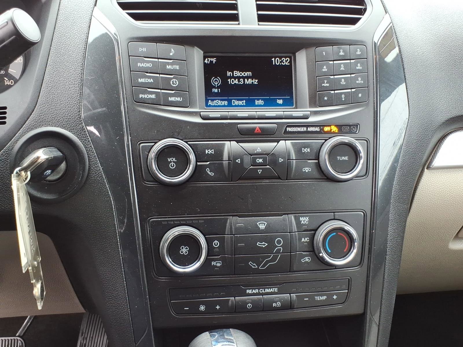 Certified 2018 Ford Explorer FWD image 21