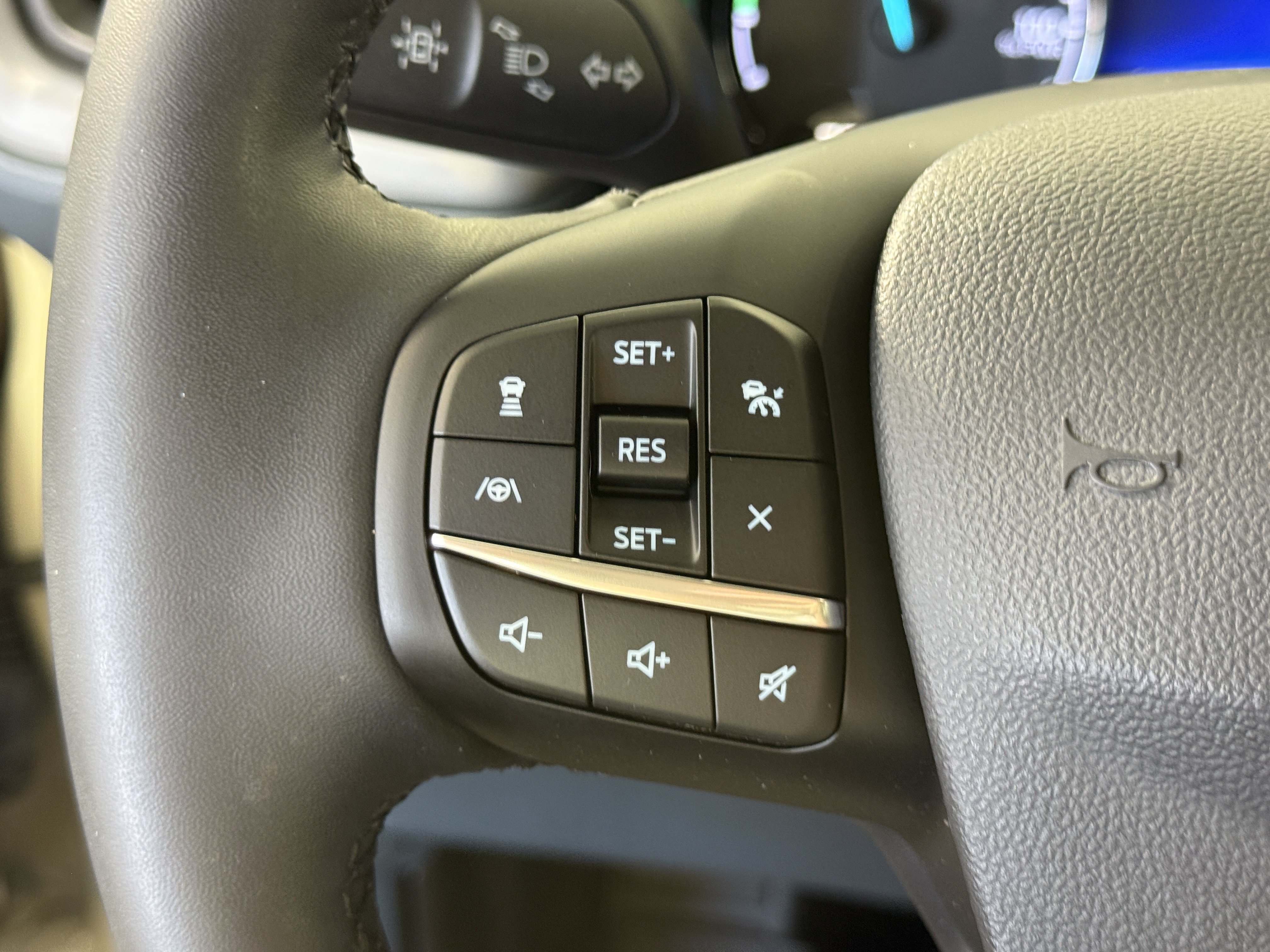 Certified 2024 Ford Maverick Lariat w/ Black Appearance Package FWD image 22