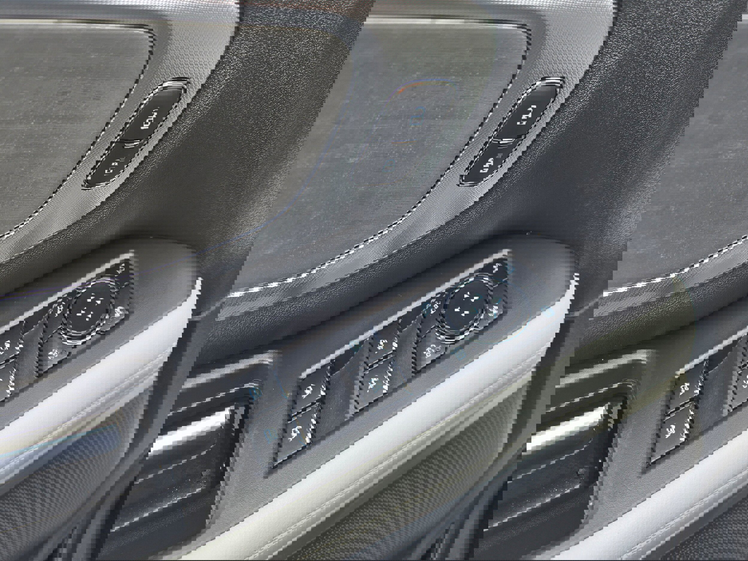 Certified 2025 Ford Expedition Platinum image 14