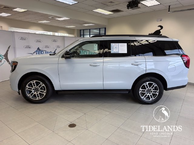 Certified 2025 Ford Expedition Active RWD image 5