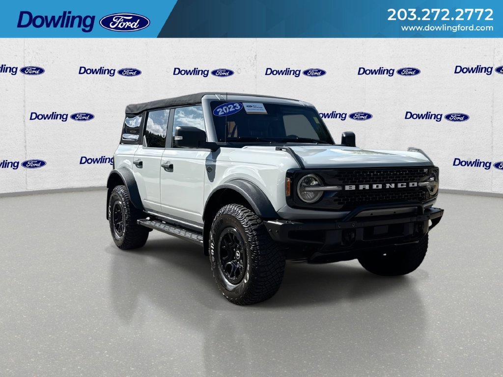 Certified 2023 Ford Bronco Wildtrak AWD/4WD image 2
