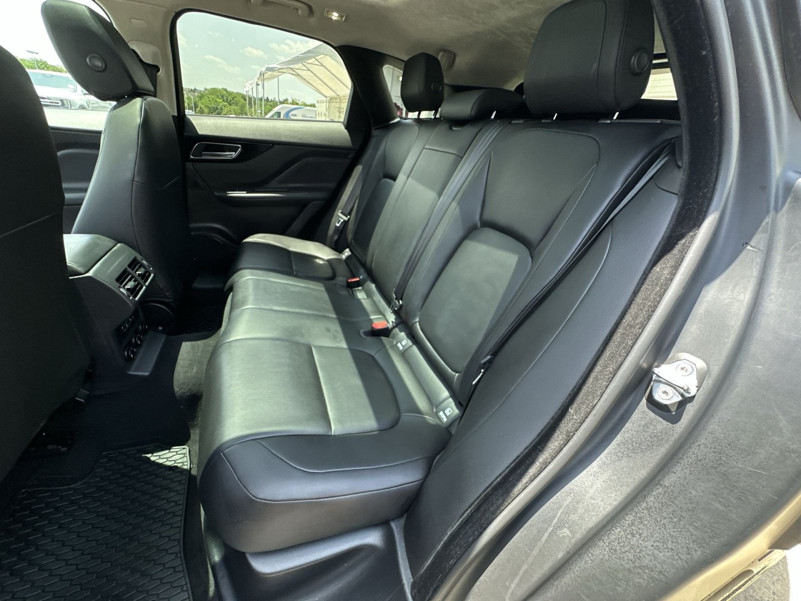 Used 2020 Jaguar F-PACE Premium AWD/4WD image 33