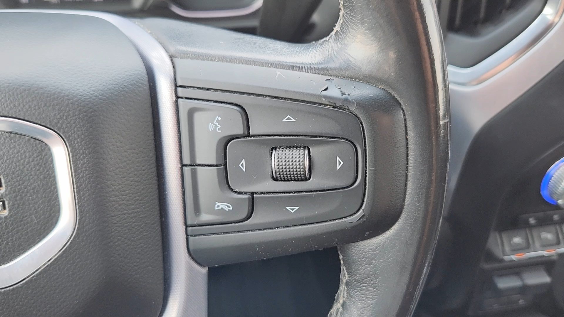 Used 2021 GMC Sierra 1500 SLT w/ SLT Premium Plus Package AWD/4WD image 13