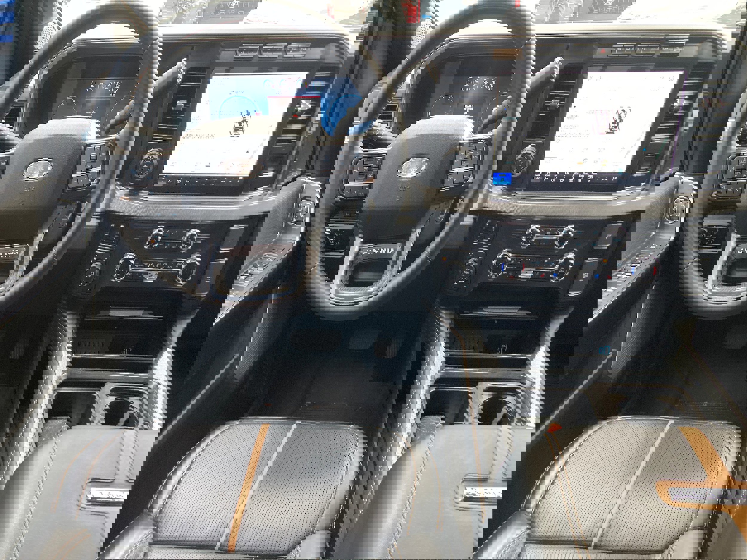 Certified 2024 Ford F350 Platinum w/ FX4 Off-Road Package image 13