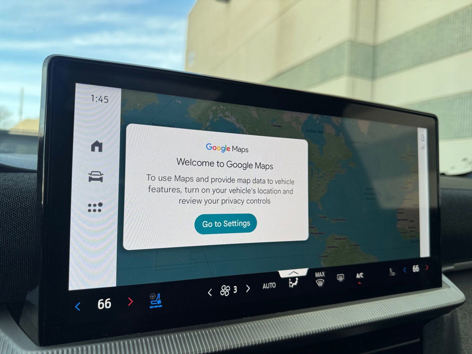 Certified 2025 Ford Explorer Platinum image 29