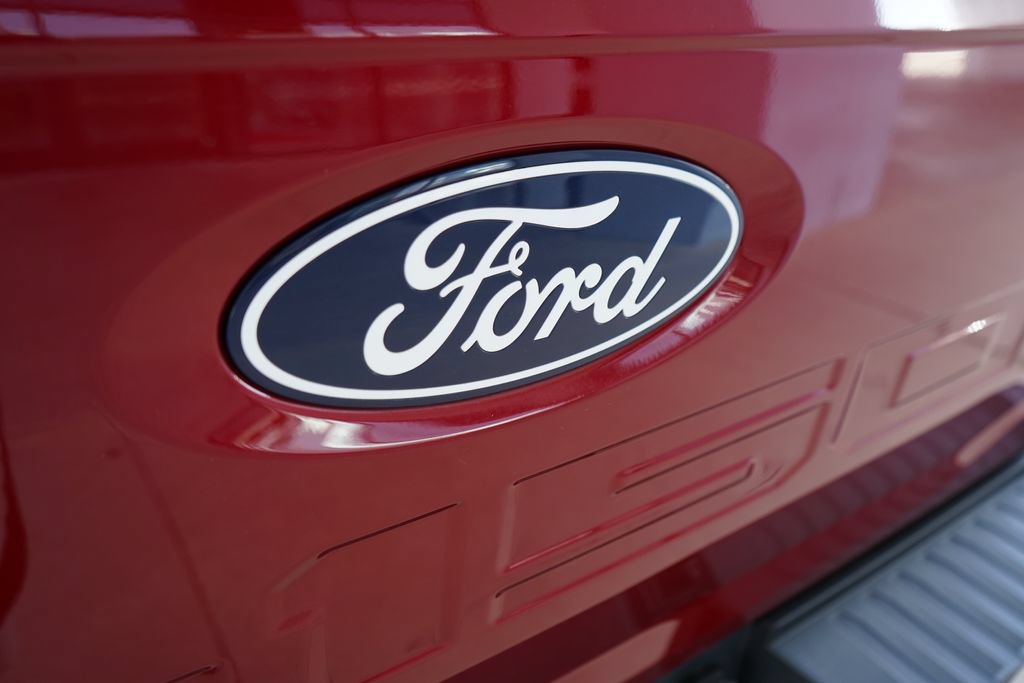Certified 2025 Ford F150 Lariat w/ Equipment Group 501A Mid AWD/4WD image 5