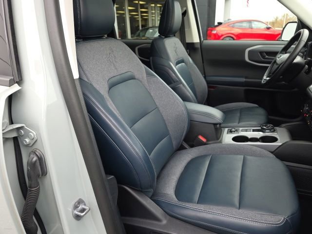 Certified 2022 Ford Bronco Sport Outer Banks w/ Tech Package image 12