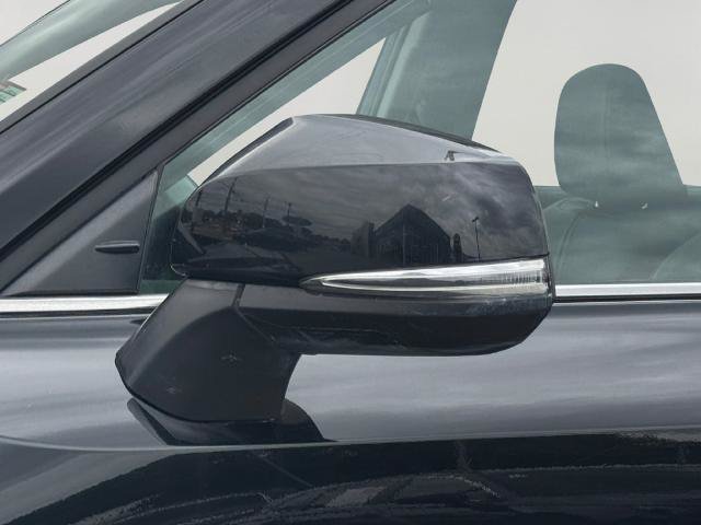 Used 2025 Toyota Grand Highlander AWD image 26