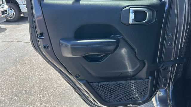 Used 2019 Jeep Wrangler Unlimited Sport S AWD/4WD image 14