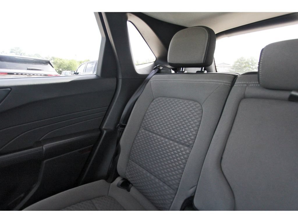 Certified 2022 Ford Escape SE w/ SE Sport Appearance Package FWD image 14