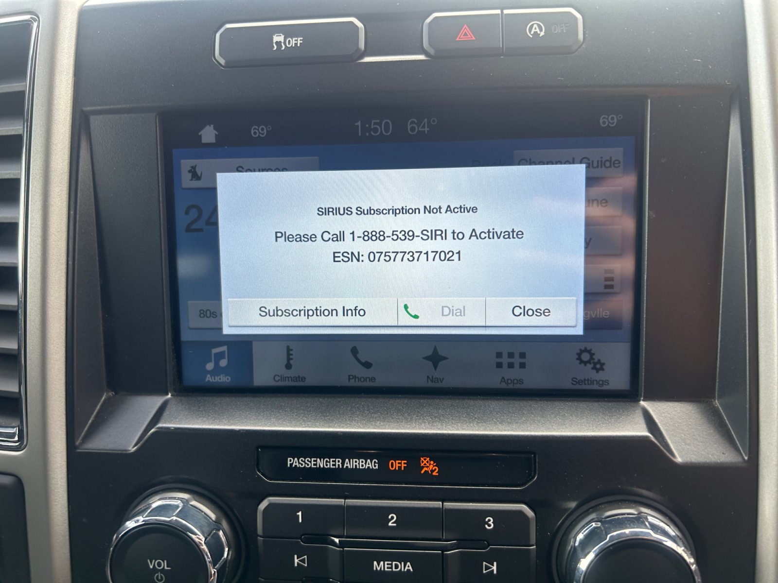 Certified 2017 Ford F150 Lariat AWD/4WD image 28