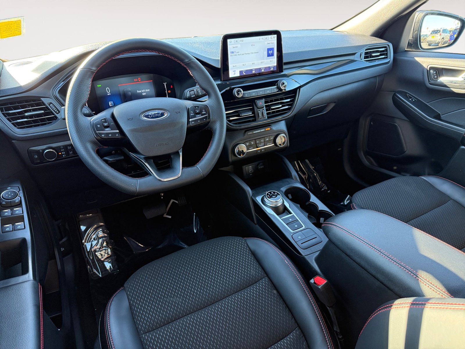 Certified 2025 Ford Escape ST-Line w/ Equipment Group 301A image 15