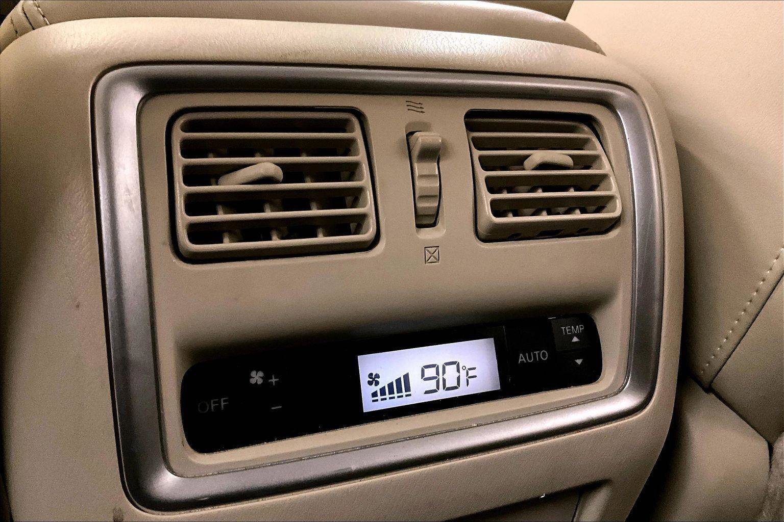 Used 2019 INFINITI QX60 Luxe w/ Essential Package image 33