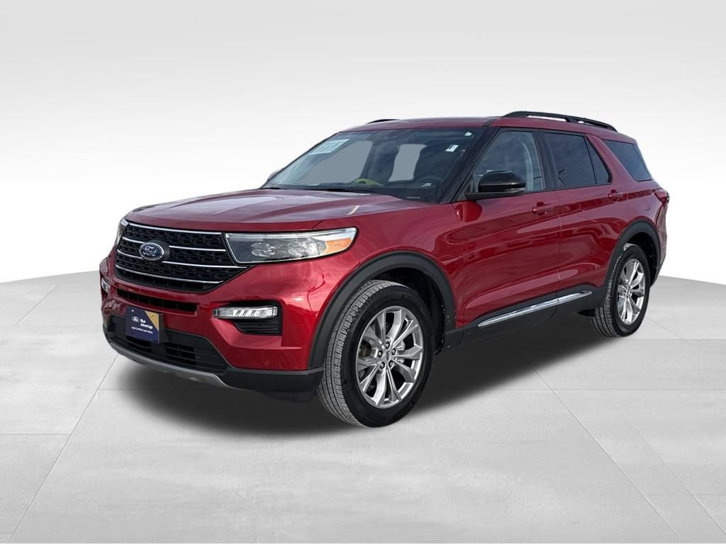 Certified 2024 Ford Explorer XLT w/ Equipment Group 202A image 5