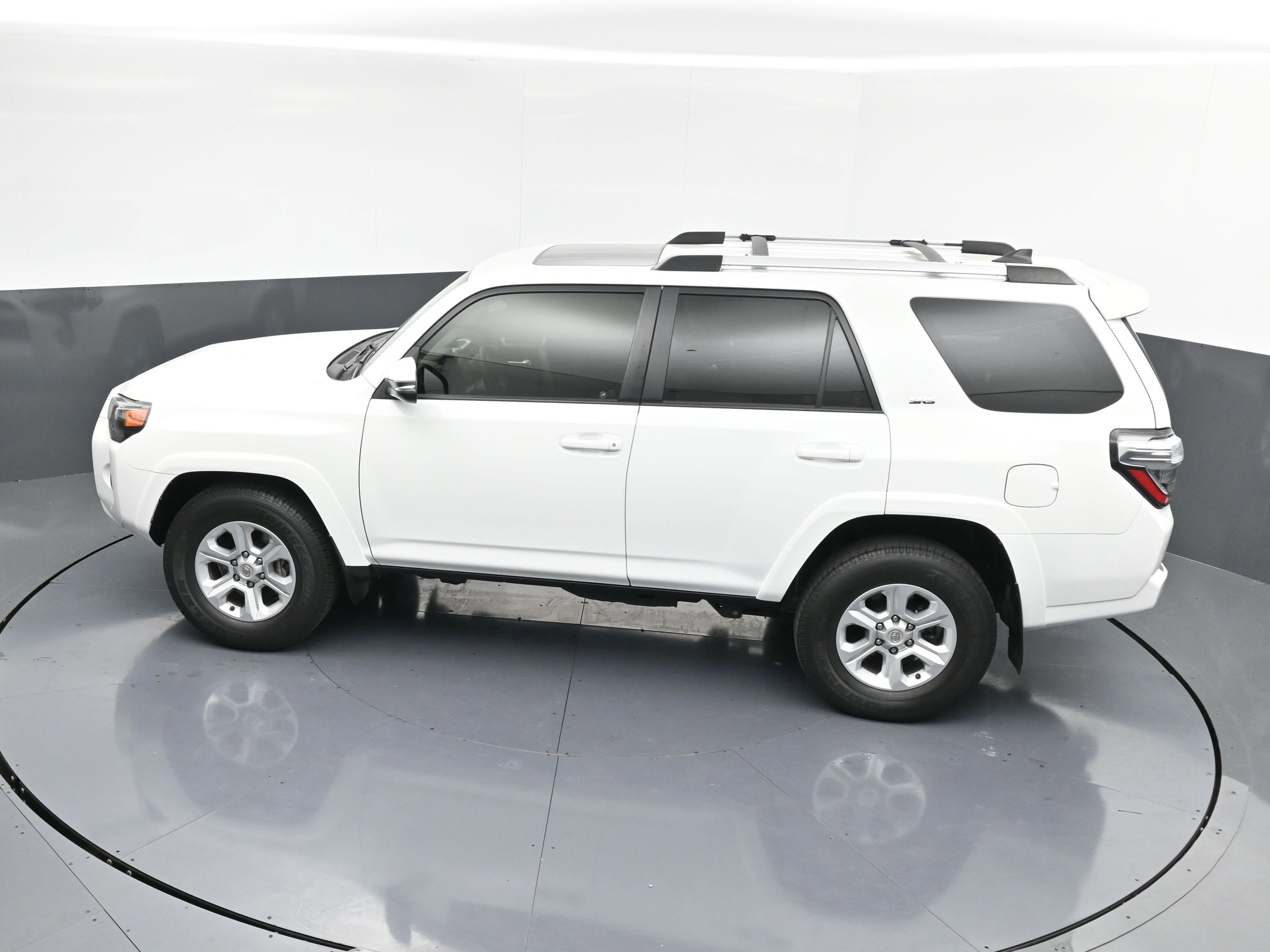 Used 2022 Toyota 4Runner SR5 Premium w/ Moonroof Package image 7