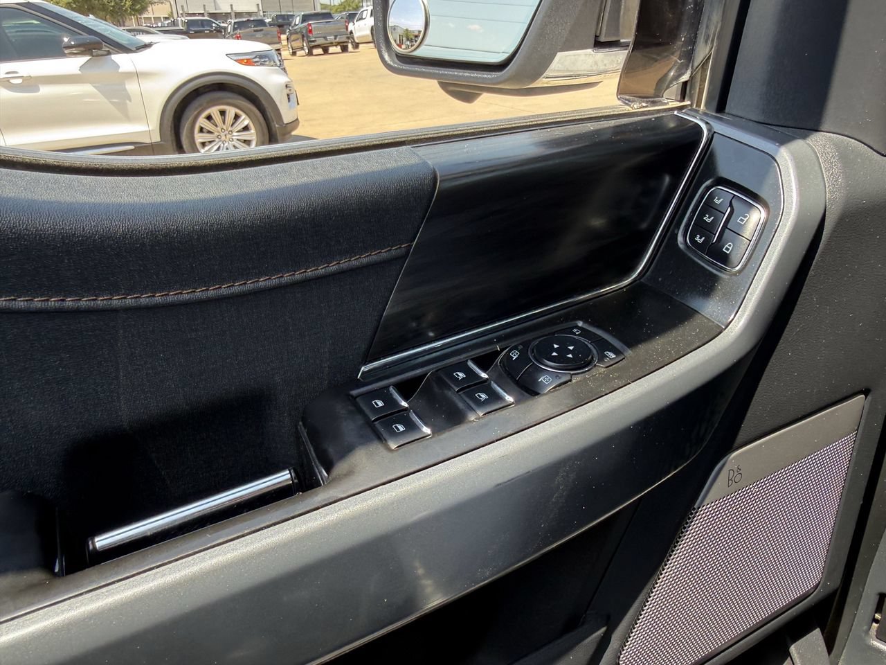 Certified 2024 Ford F150 Lariat w/ FX4 Off-Road Package AWD/4WD image 24