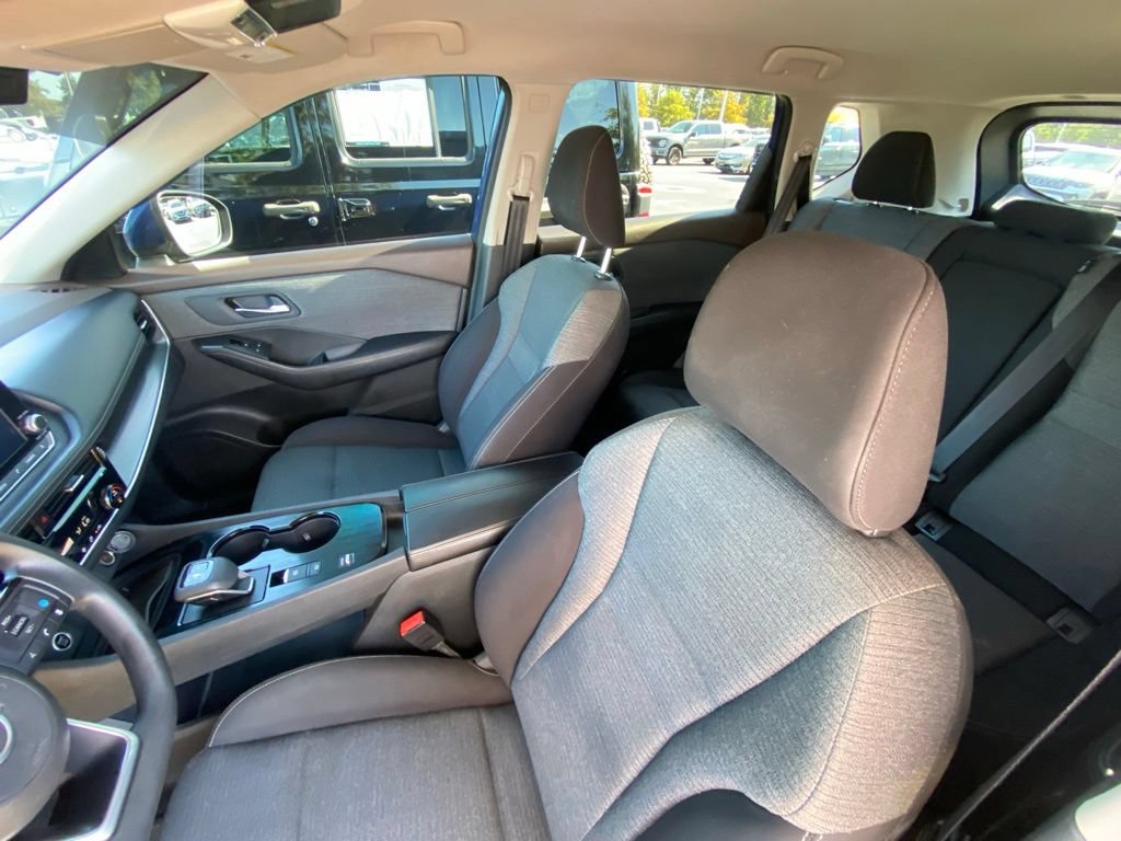 Used 2021 Nissan Rogue SV FWD image 20