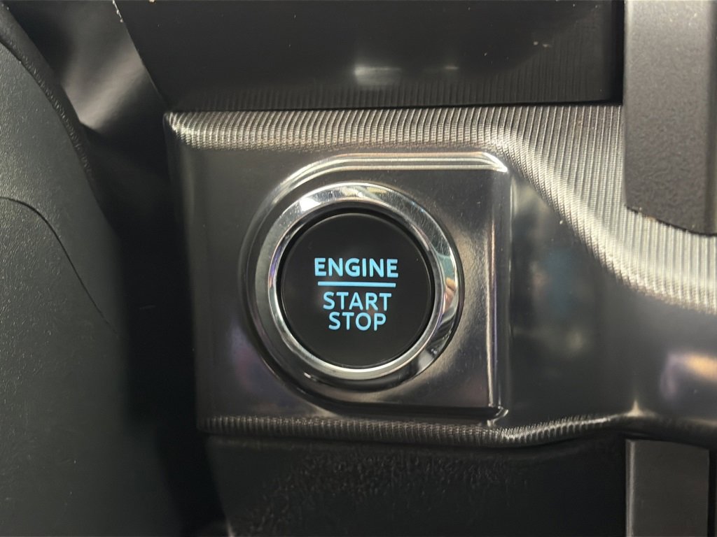 Certified 2025 Ford F150 Lariat w/ FX4 Off-Road Package image 24