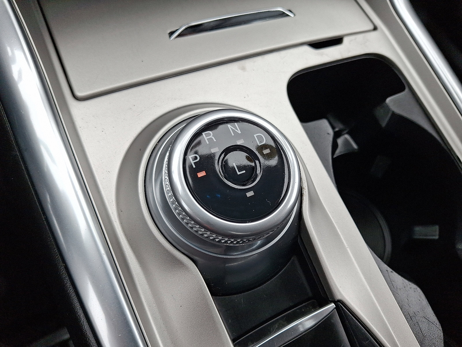 Certified 2022 Ford Explorer XLT w/ Equipment Group 202A image 22