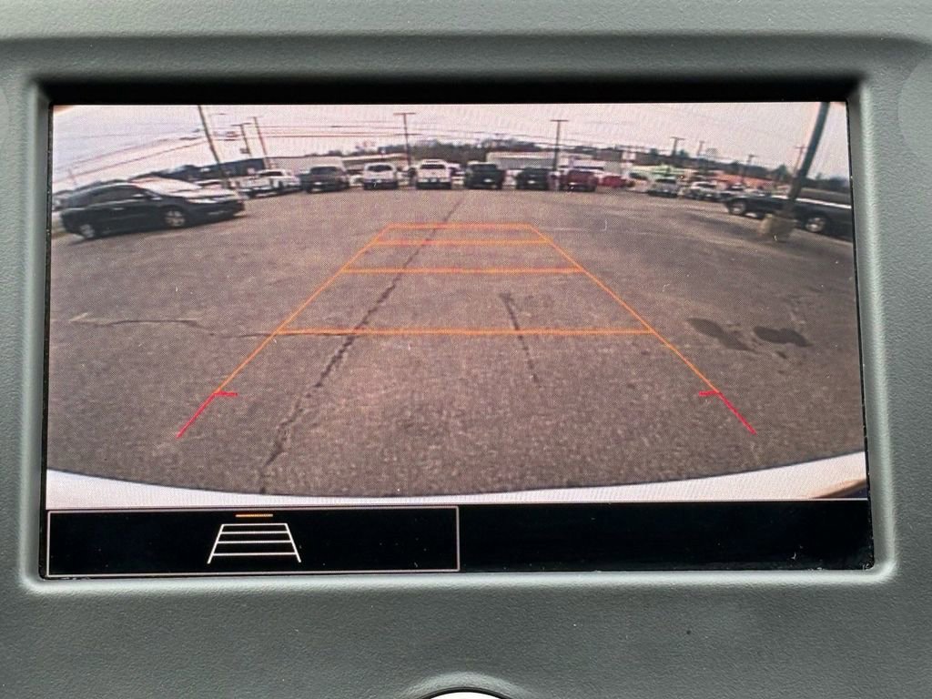 Used 2023 Chevrolet Equinox LT image 23