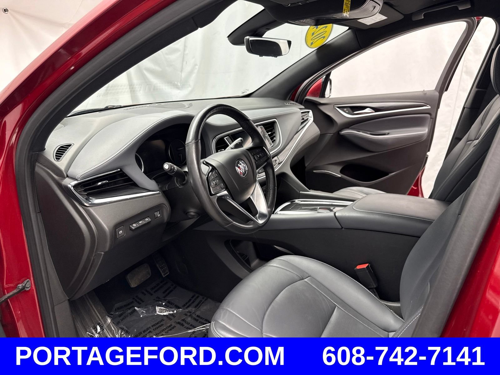 Used 2024 Buick Enclave Premium AWD/4WD image 10