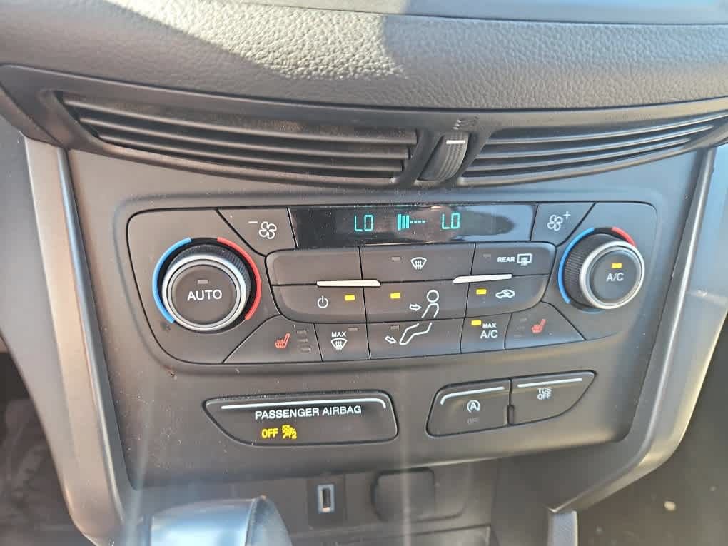 Certified 2018 Ford Escape SEL w/ Ford Safe & Smart Package FWD image 17