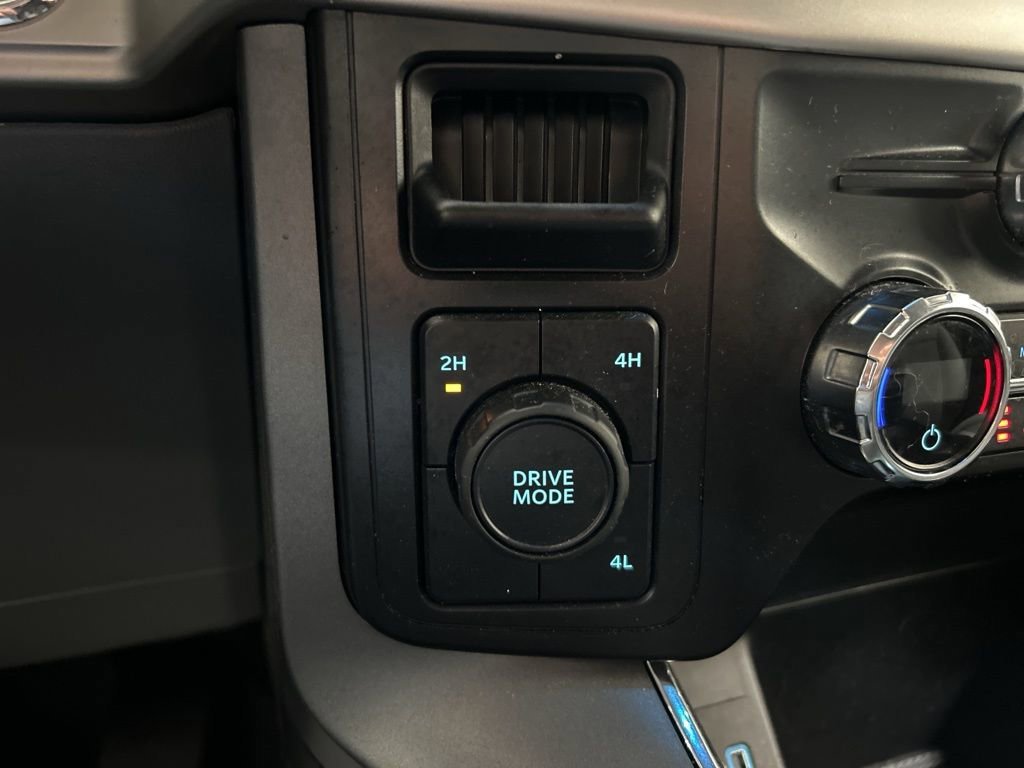 Certified 2021 Ford F150 XLT w/ Equipment Group 302A High image 18