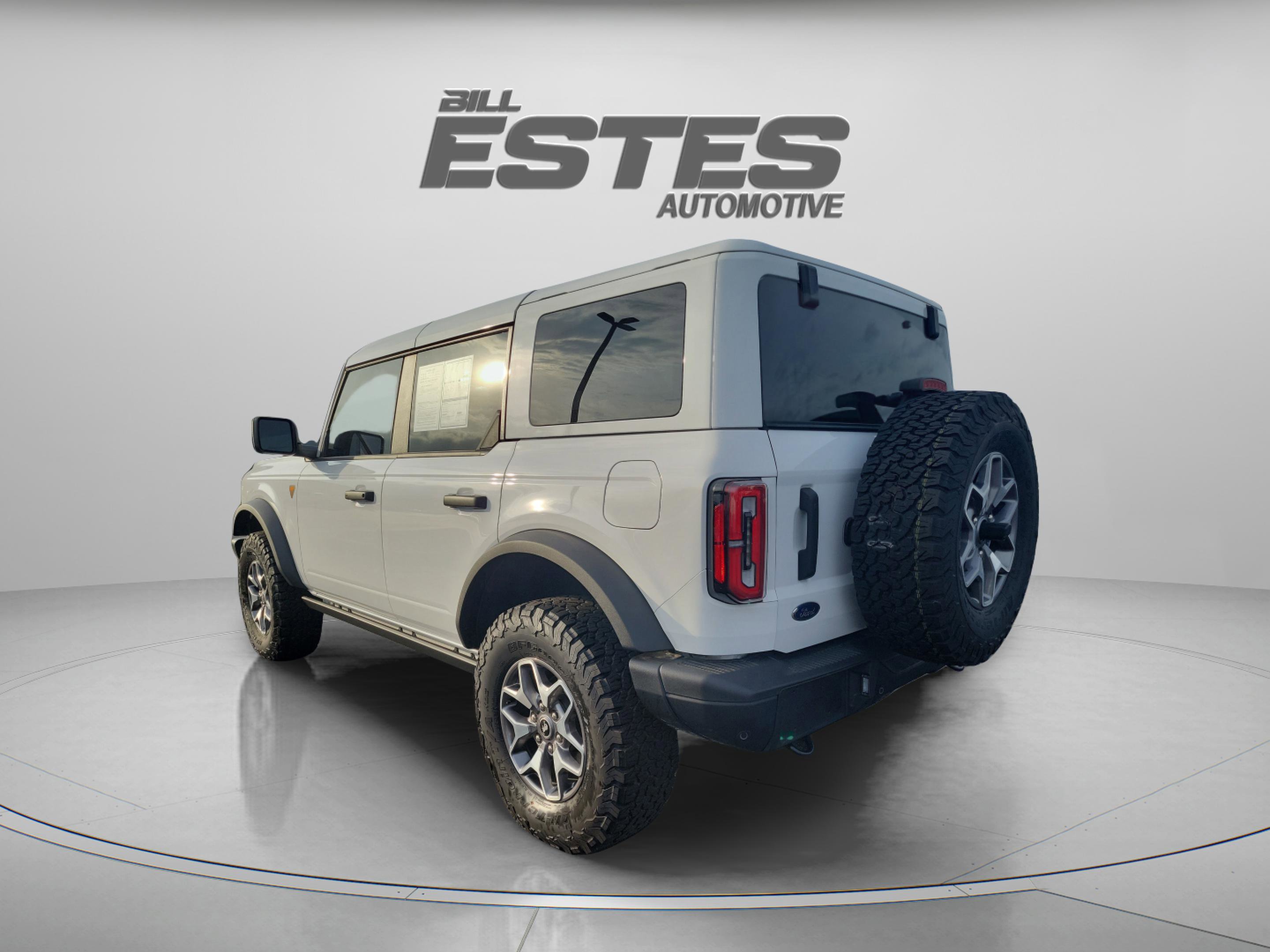 Certified 2025 Ford Bronco Badlands AWD/4WD image 2