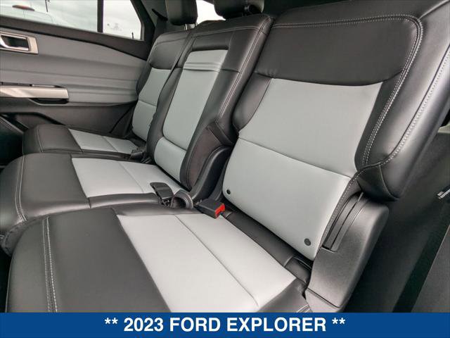 Certified 2023 Ford Explorer XLT w/ Equipment Group 202A RWD image 21