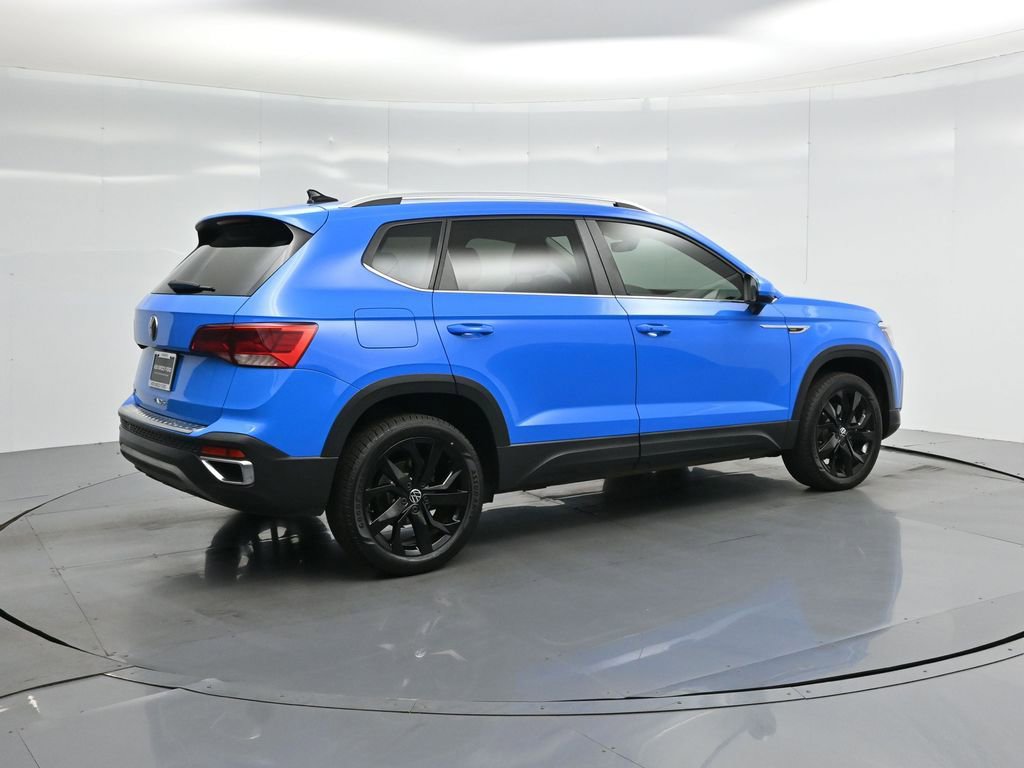 Used 2022 Volkswagen Taos SEL w/ Panoramic Sunroof Package image 27