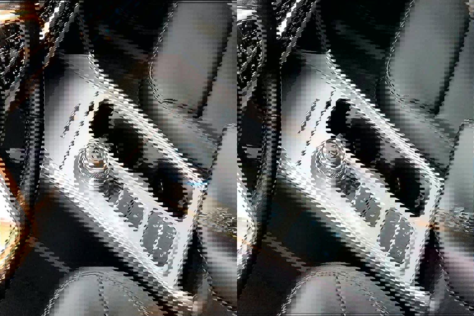 Certified 2022 Ford Explorer XLT w/ Equipment Group 202A image 14