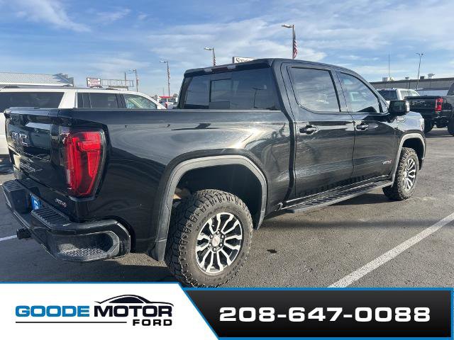 Used 2022 GMC Sierra 1500 AT4 w/ AT4 Preferred Package image 3