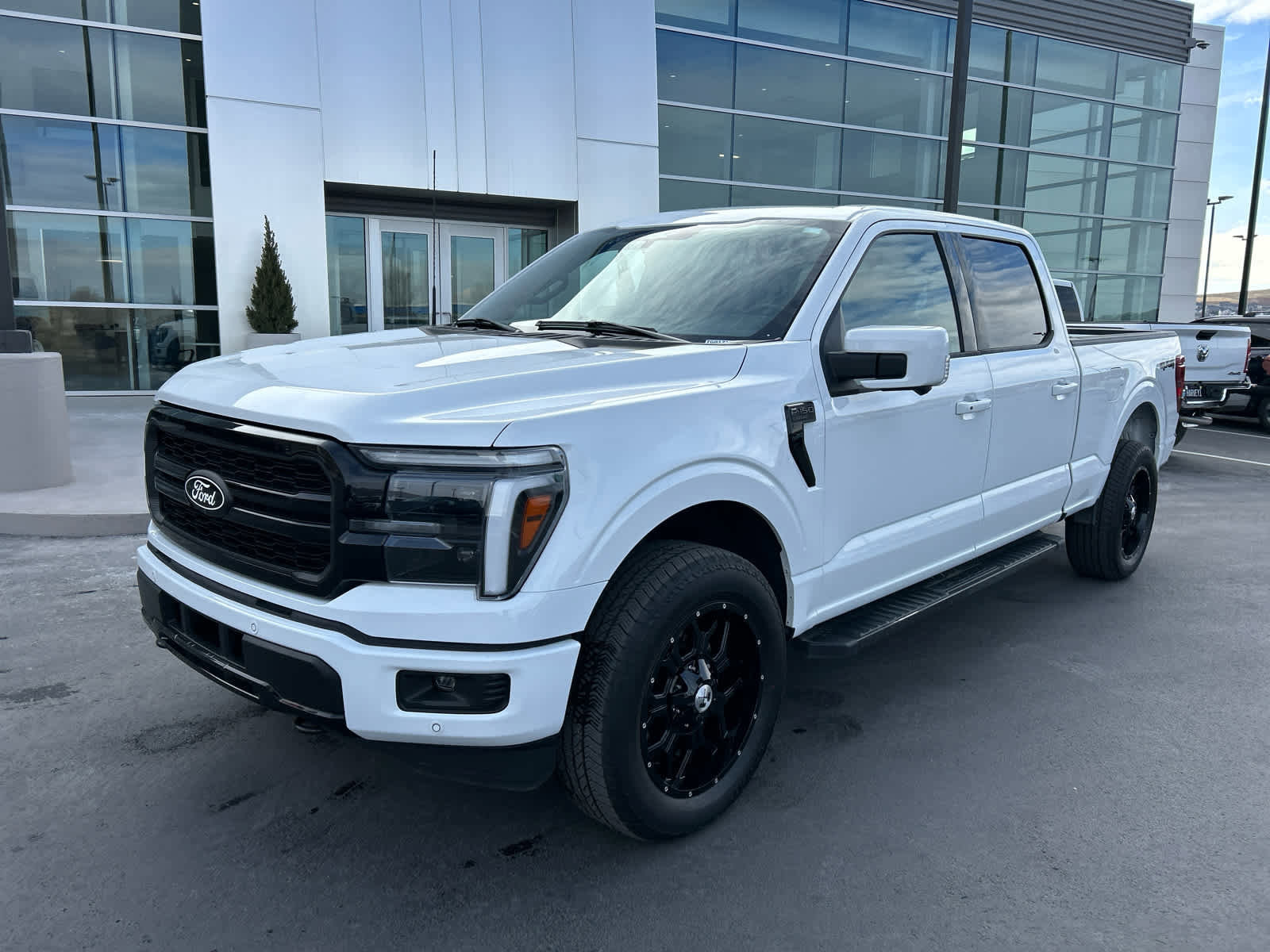 Certified 2025 Ford F150 Lariat image 3