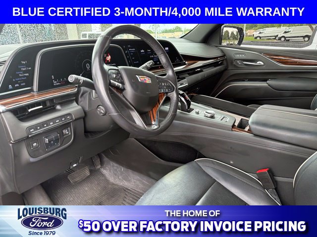 Used 2021 Cadillac Escalade Premium Luxury w/ Driver Assist Tech Package AWD/4WD image 7