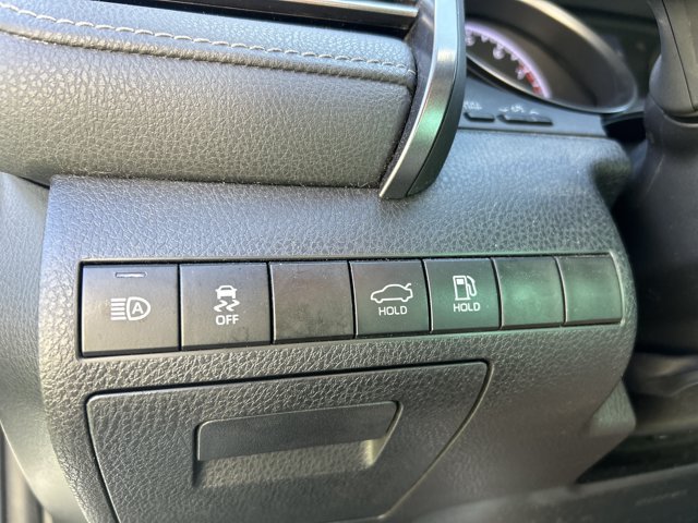 Used 2021 Toyota Camry SE w/ Convenience Package FWD image 25