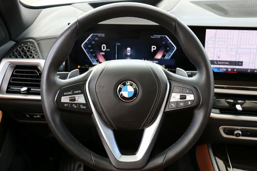 Used 2024 BMW X5 sDrive40i w/ Parking Assistance Package RWD image 26