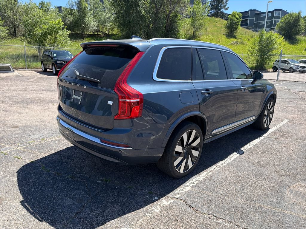 Used 2023 Volvo XC90 T8 Ultimate w/ Lounge Package AWD/4WD image 11