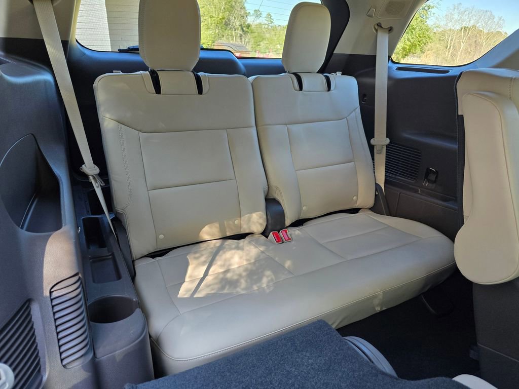 Certified 2022 Ford Explorer Platinum w/ Equipment Group 601A image 63