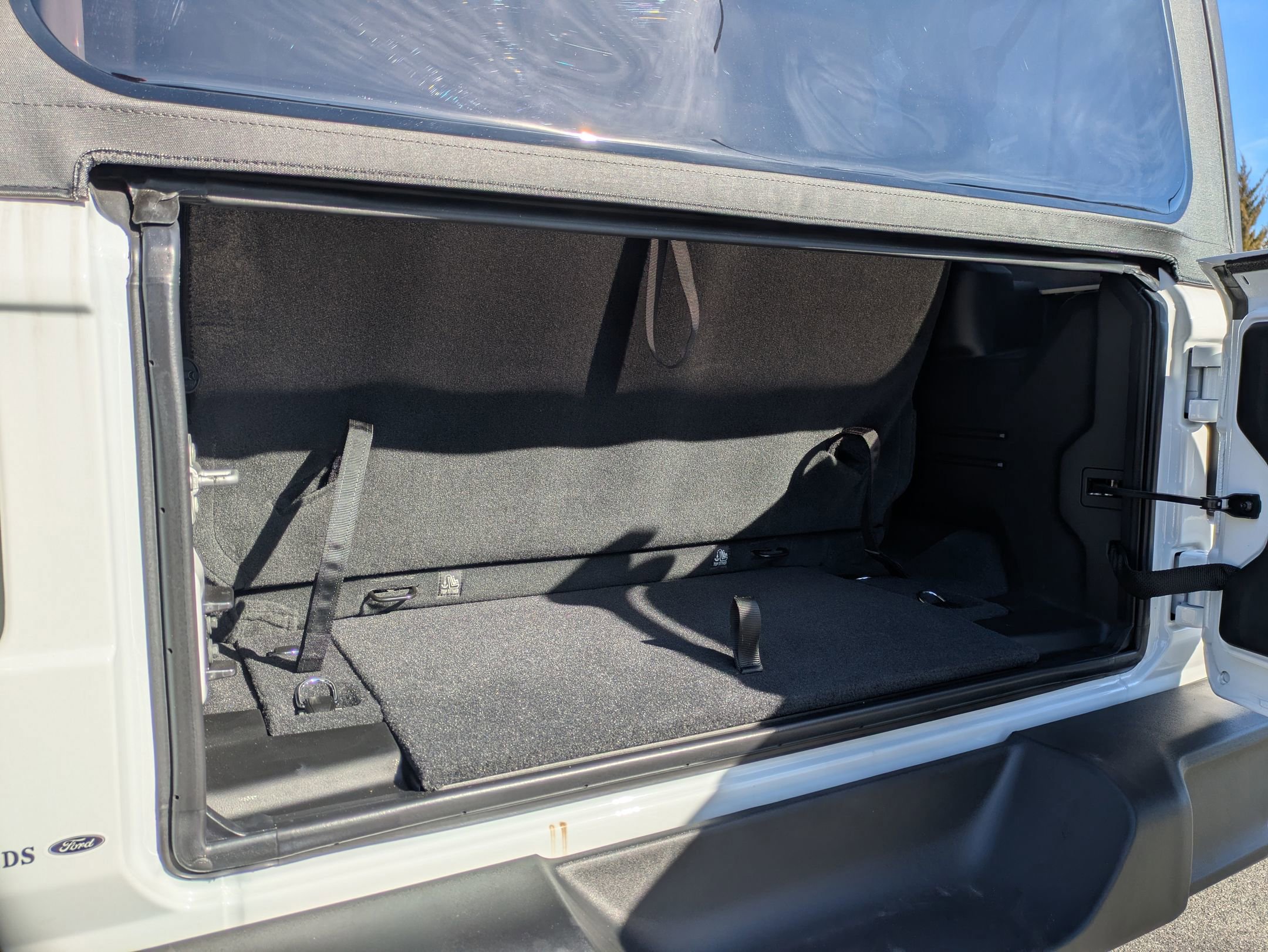 Used 2025 Jeep Wrangler Sport image 29