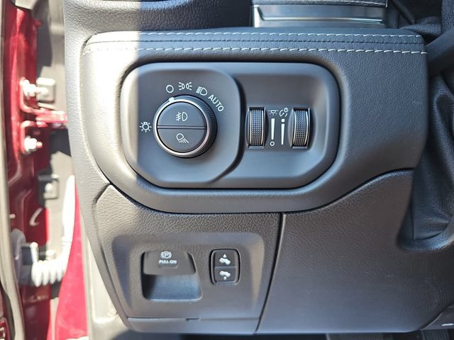 Used 2019 RAM 1500 Limited AWD/4WD image 29