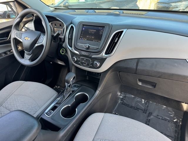 Used 2022 Chevrolet Equinox LS w/ LS Convenience Package image 20