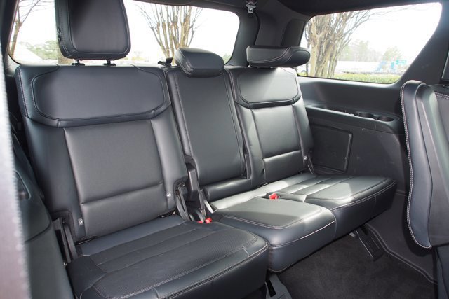 Certified 2025 Ford Expedition Platinum w/ Stealth Performance Package image 17