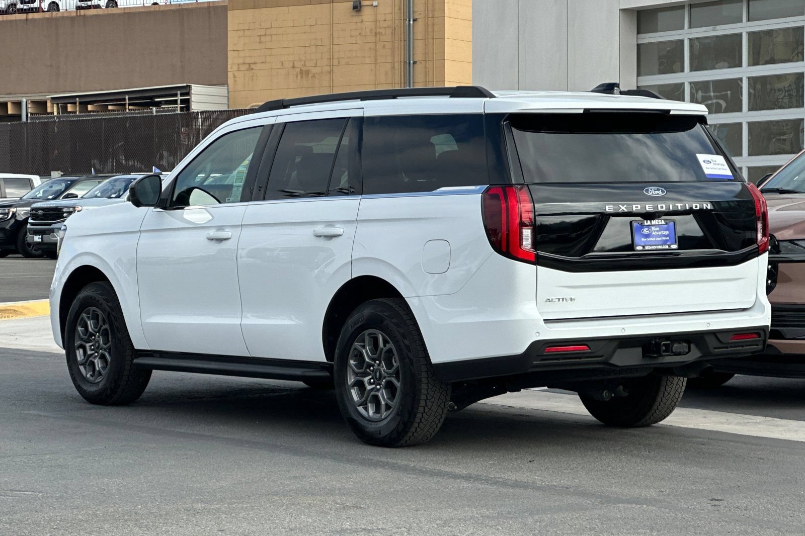 Certified 2025 Ford Expedition Active RWD image 5