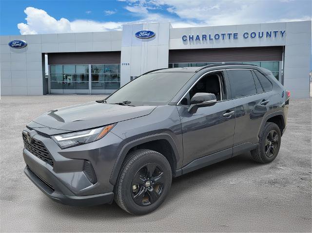 Used 2024 Toyota RAV4 XLE image 2