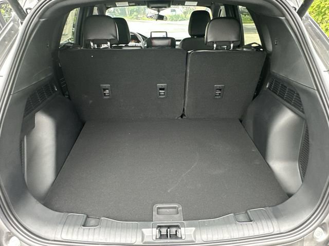 Certified 2025 Ford Escape ST-Line w/ Equipment Group 301A image 18