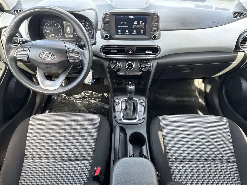 Used 2021 Hyundai Kona SE image 8