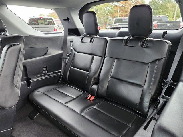 Certified 2022 Ford Explorer XLT w/ Equipment Group 202A image 17
